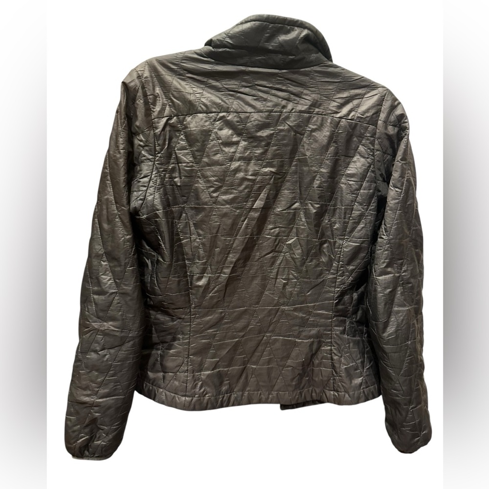 Patagonia Women's Metallic Gray Puffer Jacket - Picture 5 of 9